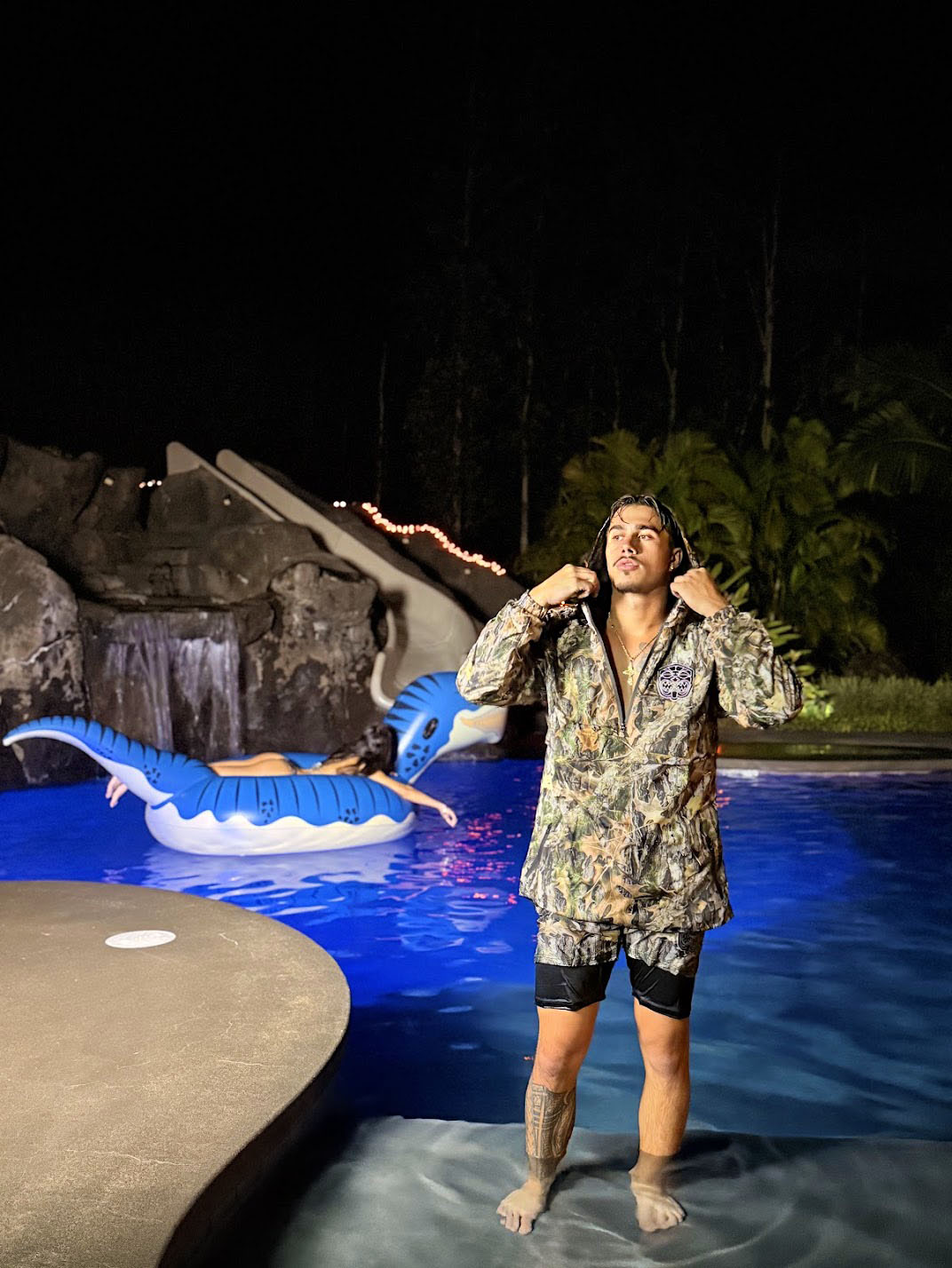 MOSSY CAMO WINDBREAKER SHORTS SET